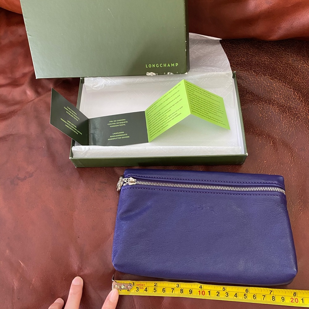 *BRAND NEW* Longchamp Pouch